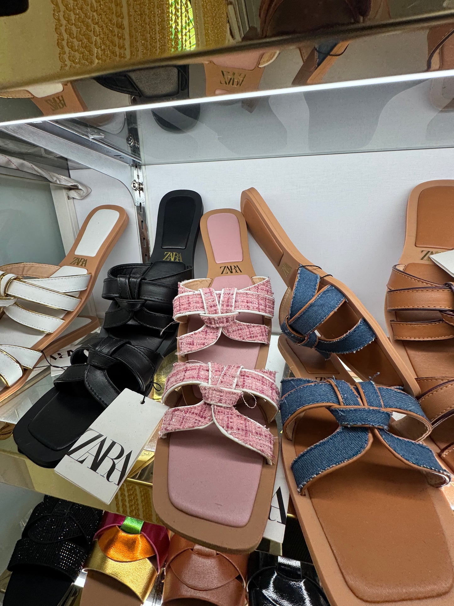Sandal simply